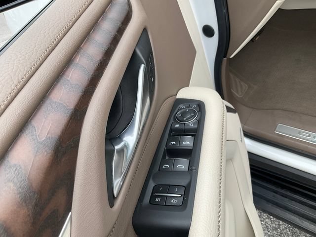 Used 2021 GMC Yukon XL Denali AWD/4WD image 8