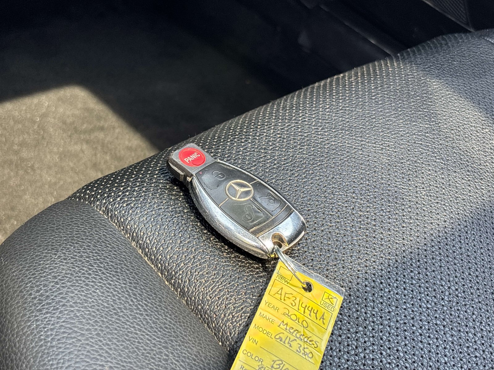 Used 2010 Mercedes-Benz GLK 350 4MATIC image 28