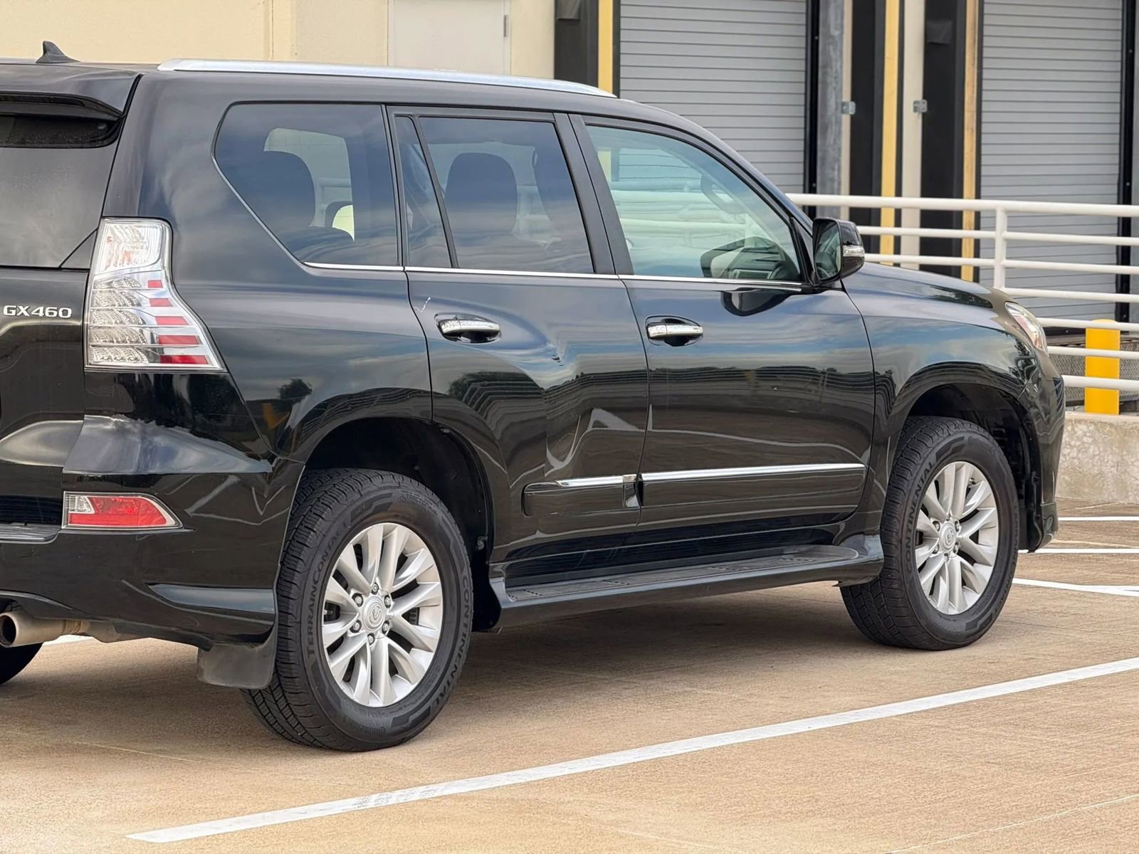 Used 2014 Lexus GX 460 image 9