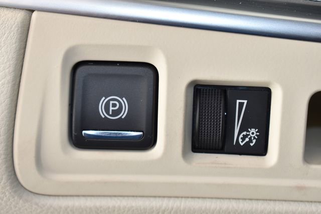 Certified 2023 Cadillac XT5 Premium Luxury image 35