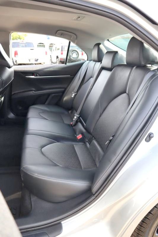 Used 2021 Toyota Camry XSE image 17