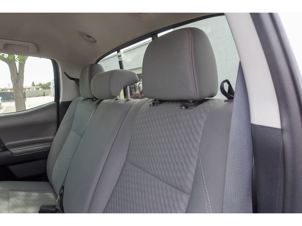 Used 2021 Toyota Tacoma SR AWD/4WD image 19