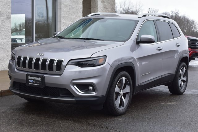Used 2019 Jeep Cherokee Limited image 9