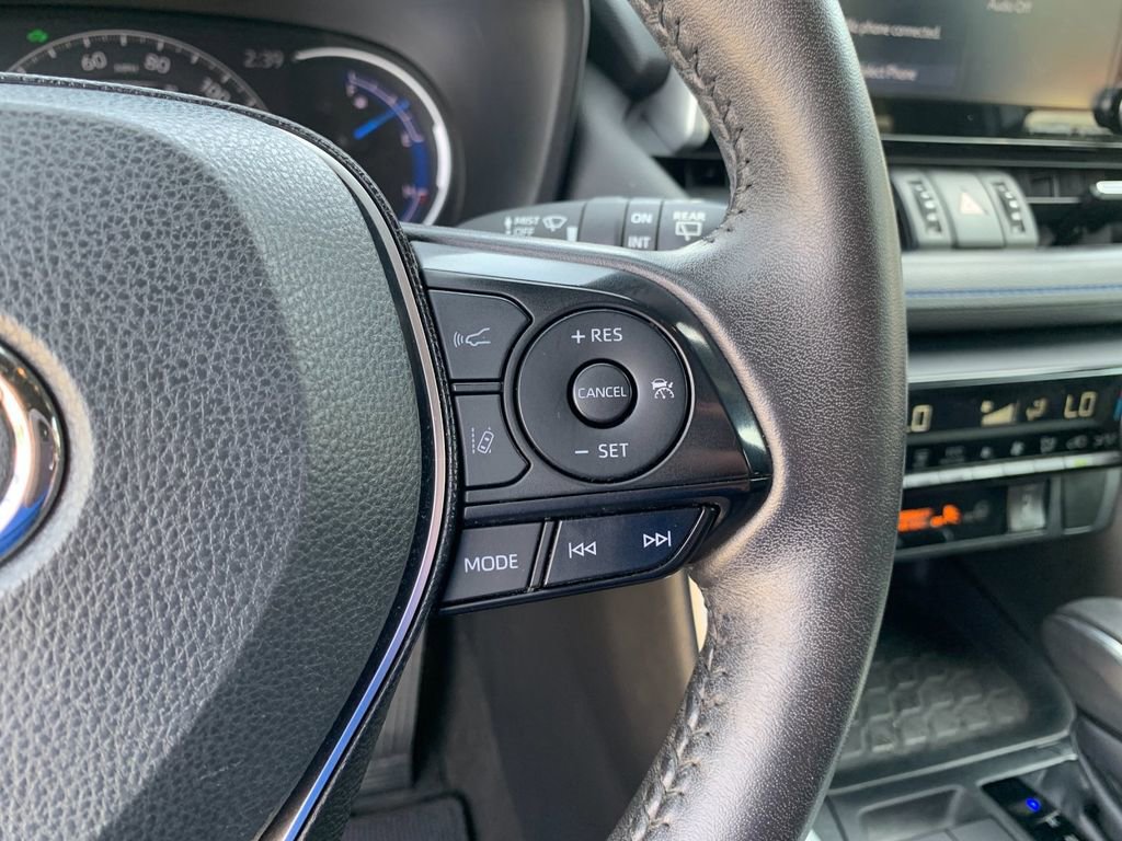 Used 2020 Toyota RAV4 XSE w/ XSE Grade Weather Package image 31