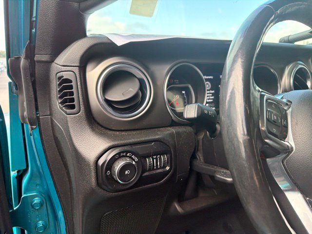 Used 2019 Jeep Wrangler Unlimited Rubicon AWD/4WD image 7