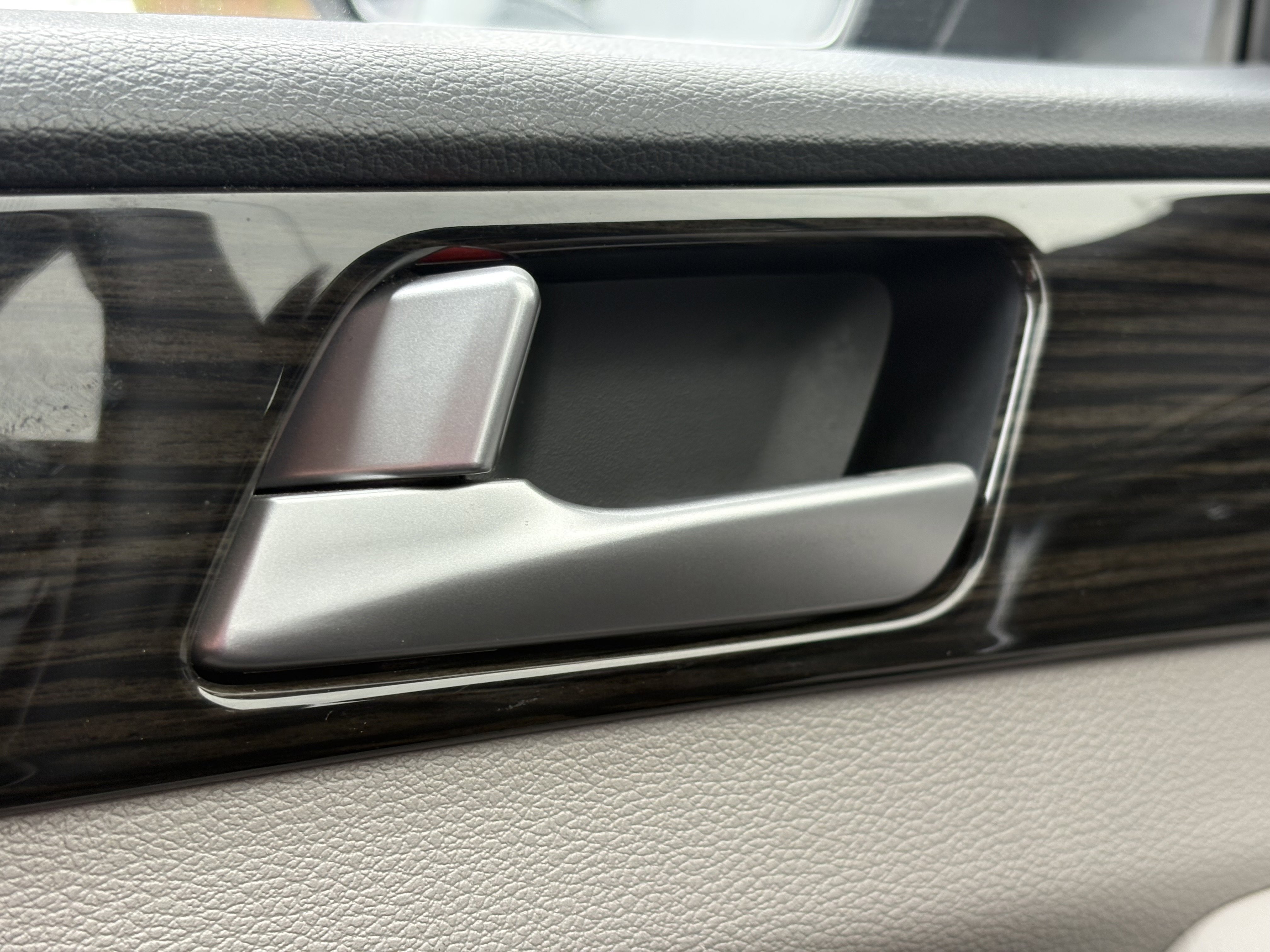 Used 2017 Hyundai Sonata Limited w/ Cargo Package image 30