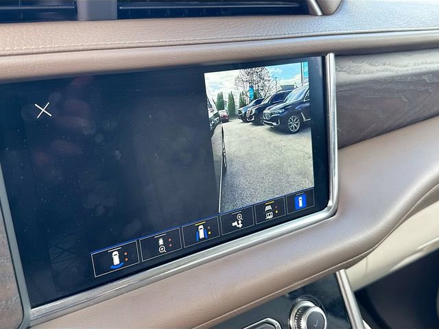 Used 2023 GMC Yukon XL Denali image 38