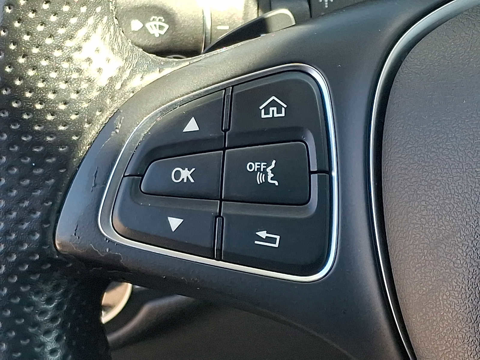 Used 2016 Mercedes-Benz GLC 300 4MATIC image 22