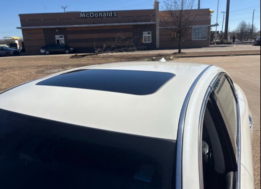 Used 2019 INFINITI Q70 L 5.6 w/ Sensory Package image 13