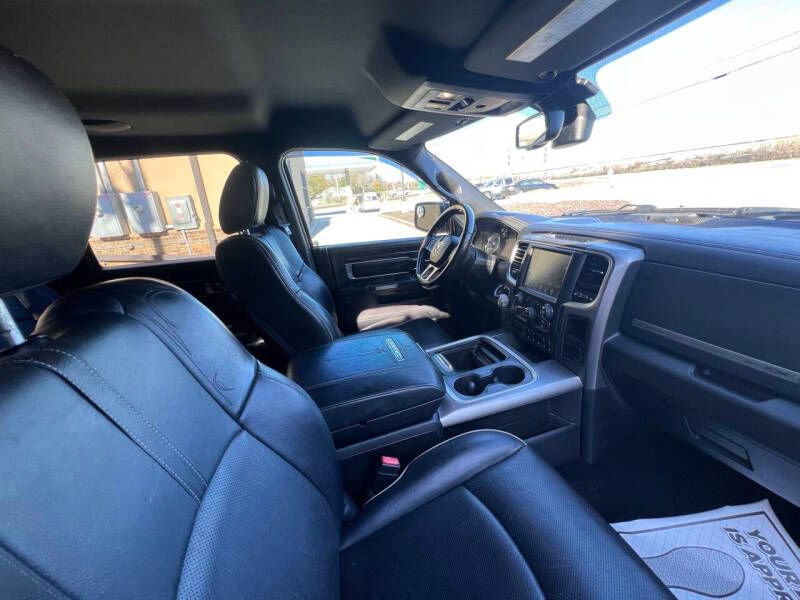 Used 2016 RAM 1500 Limited AWD/4WD image 14