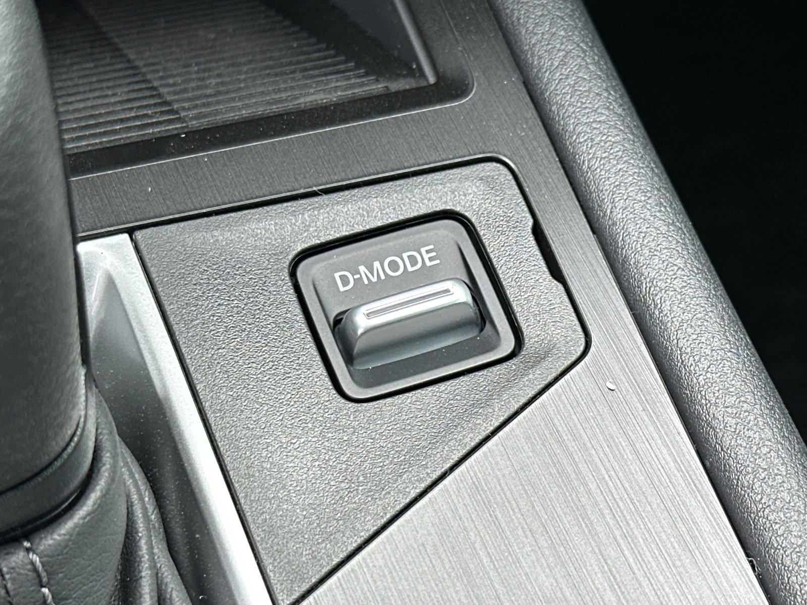 New 2026 Nissan Kicks S image 31