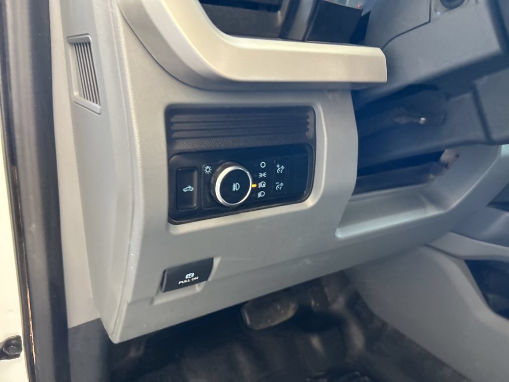 Used 2024 Ford F350 XLT w/ FX4 Off-Road Package AWD/4WD image 42