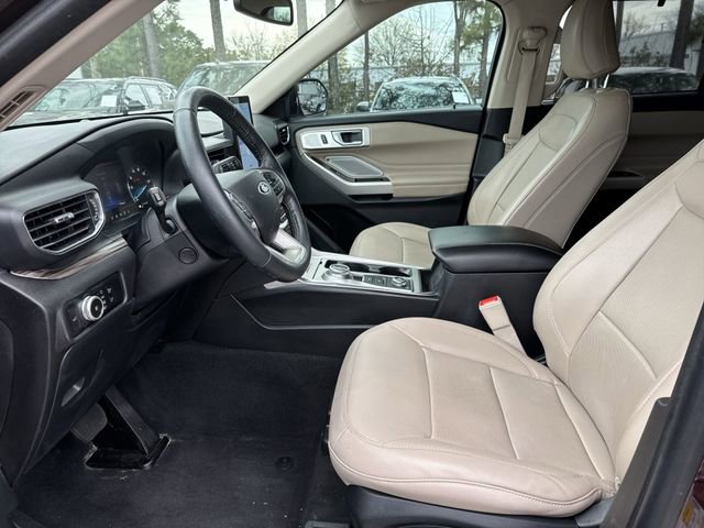 Used 2023 Ford Explorer Limited w/ Limited Technology Package image 17