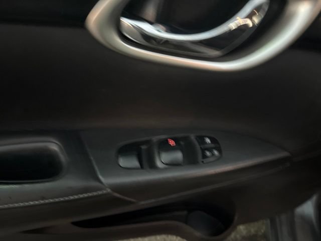 Used 2019 Nissan Sentra SV FWD image 16