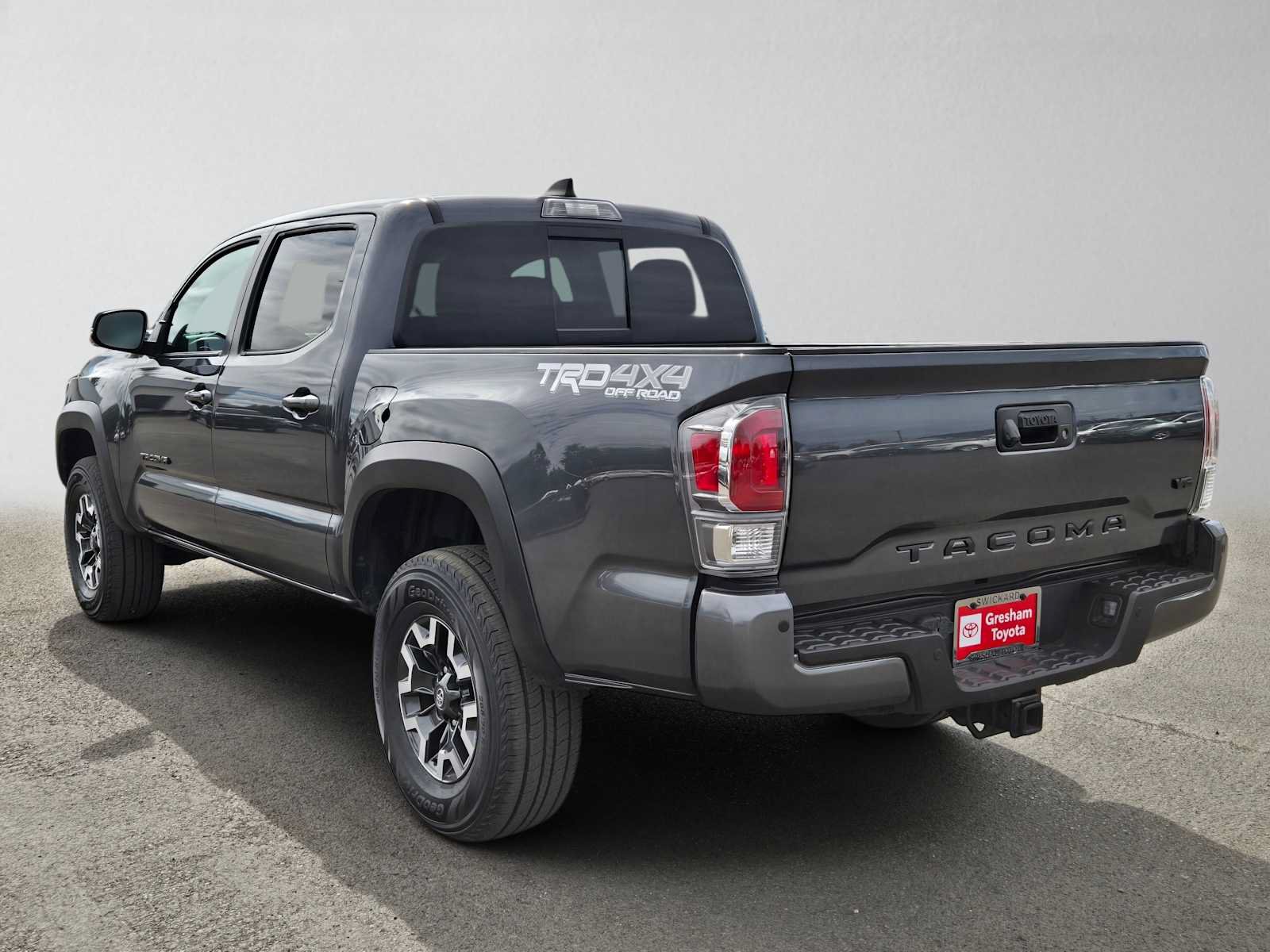 Used 2022 Toyota Tacoma TRD Off-Road w/ Technology Package AWD/4WD image 6