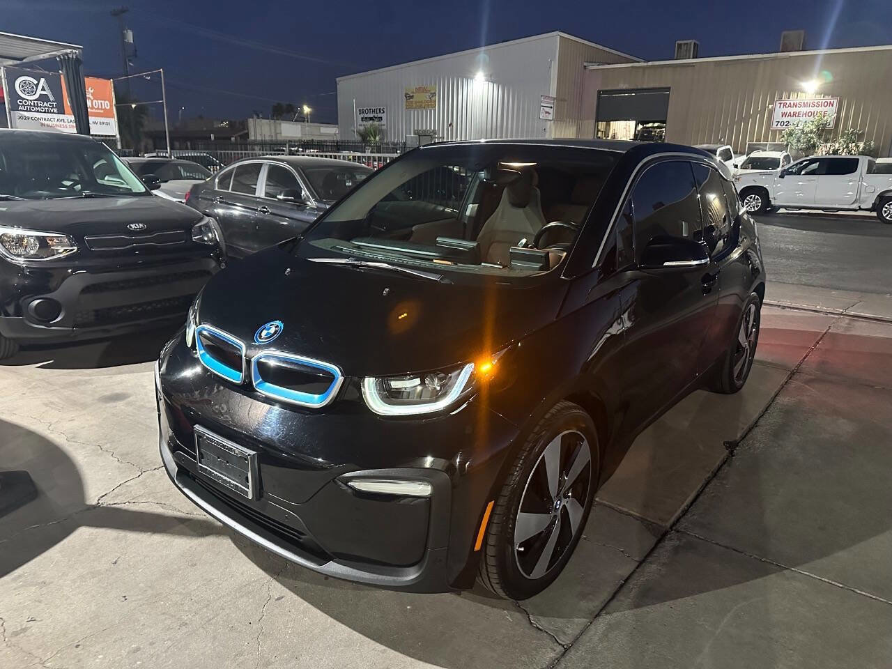Used 2018 BMW i3 Base 4dr Hatchback RWD image 2