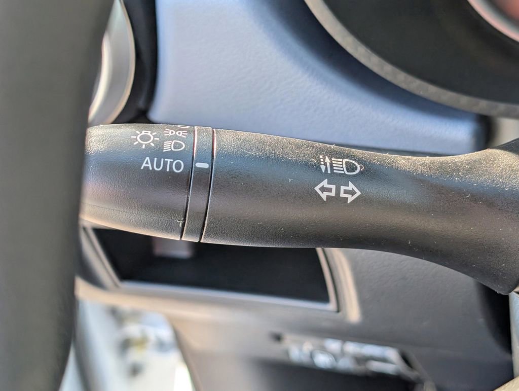 New 2025 Nissan Versa SV w/ Trunk Package image 25