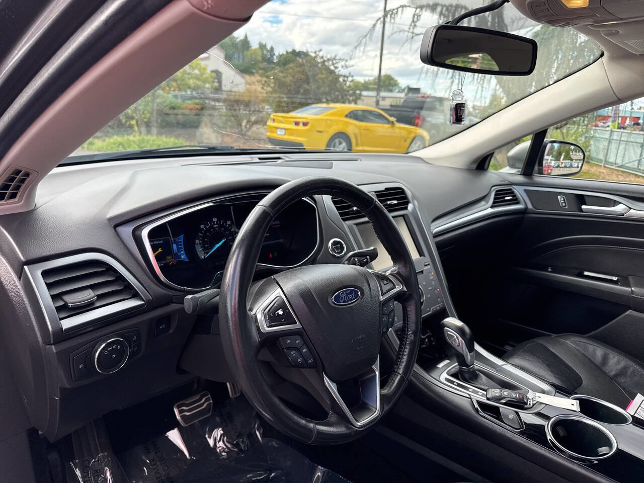 Used 2013 Ford Fusion Titanium image 10