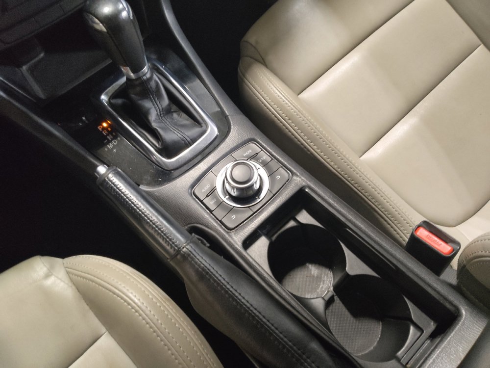 Used 2015 MAZDA MAZDA6 Touring w/ Touring Technology Package image 26