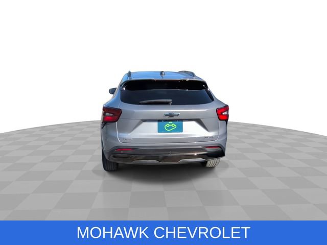 Used 2024 Chevrolet Trax ACTIV w/ Sunroof Package FWD image 8