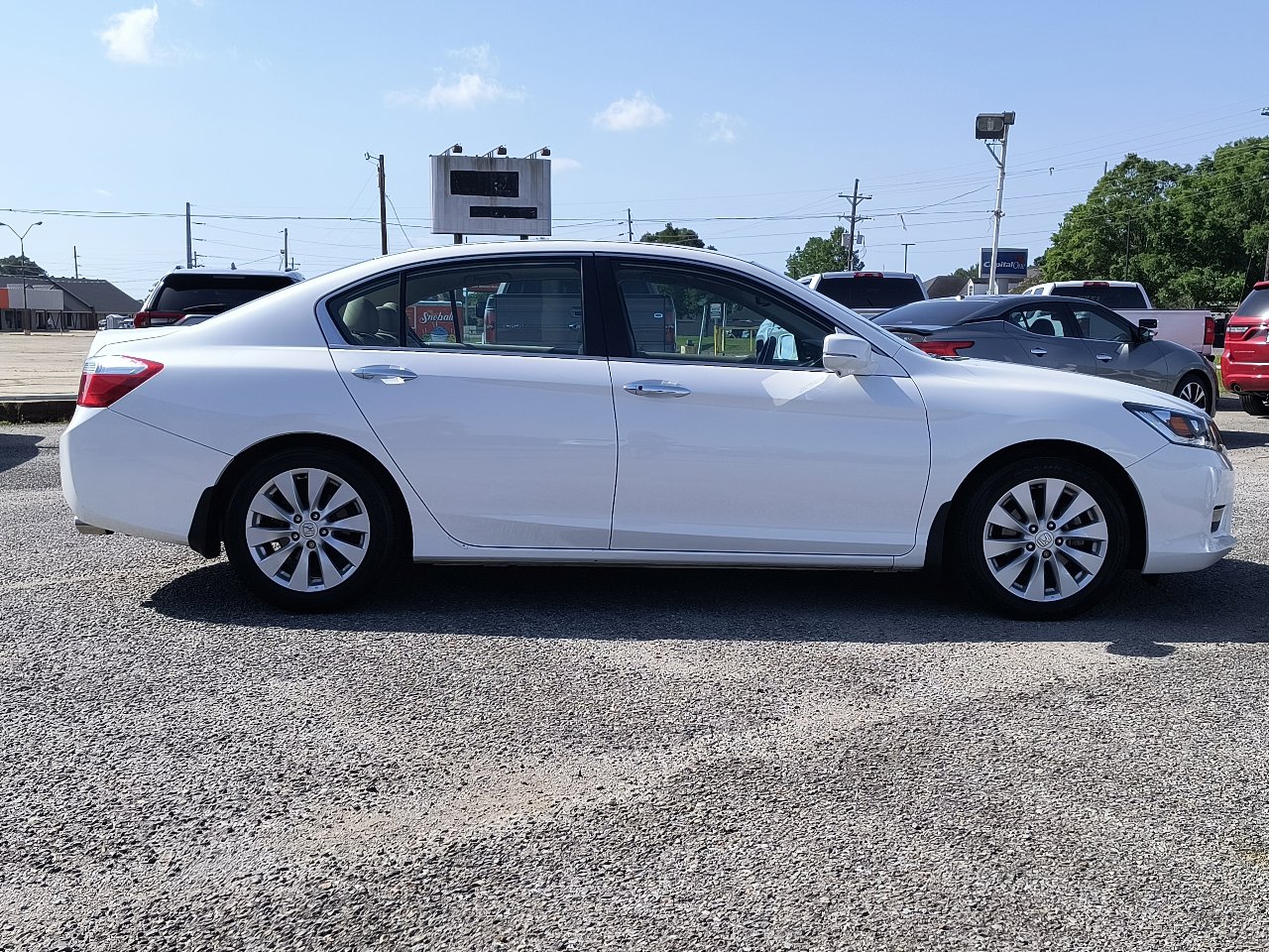 Used 2014 Honda Accord EX-L image 7
