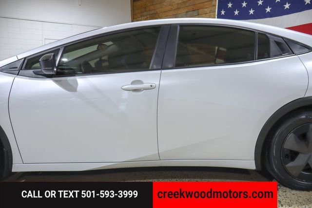 Used 2023 Toyota Prius LE image 21