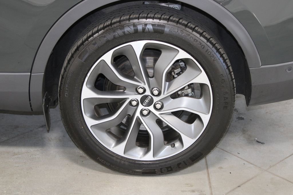 Used 2023 Lincoln Nautilus Reserve w/ Equipment Group 201A image 19