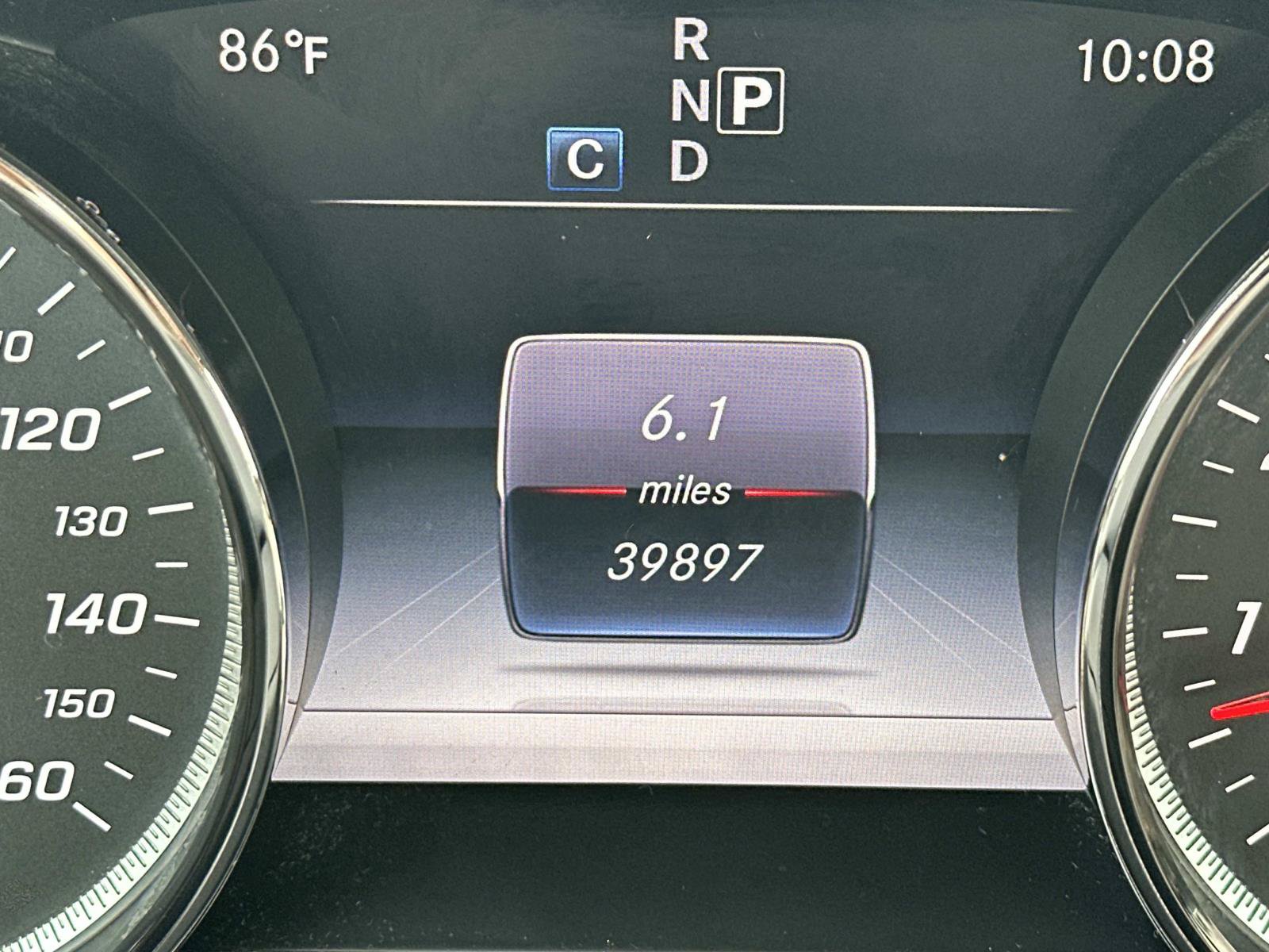 Used 2017 Mercedes-Benz E 300 4MATIC image 21