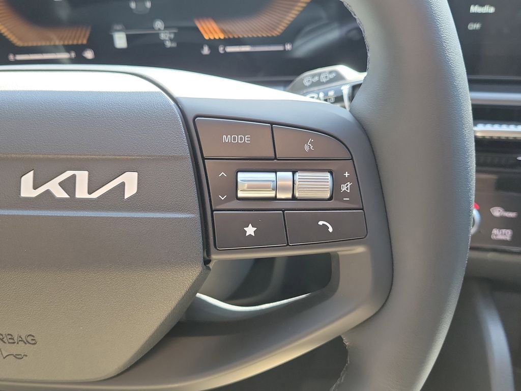 New 2026 Kia Sportage EX FWD image 28