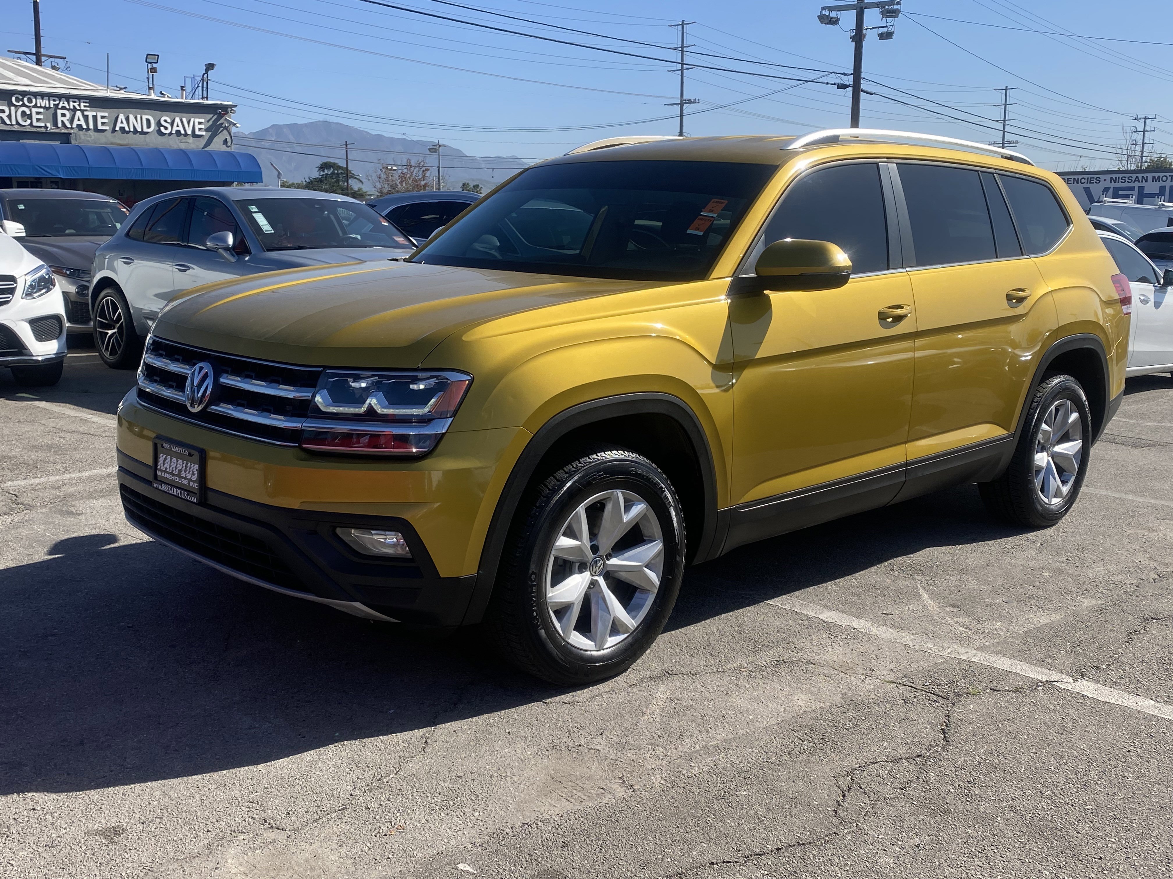 Used 2018 Volkswagen Atlas SE FWD image 2