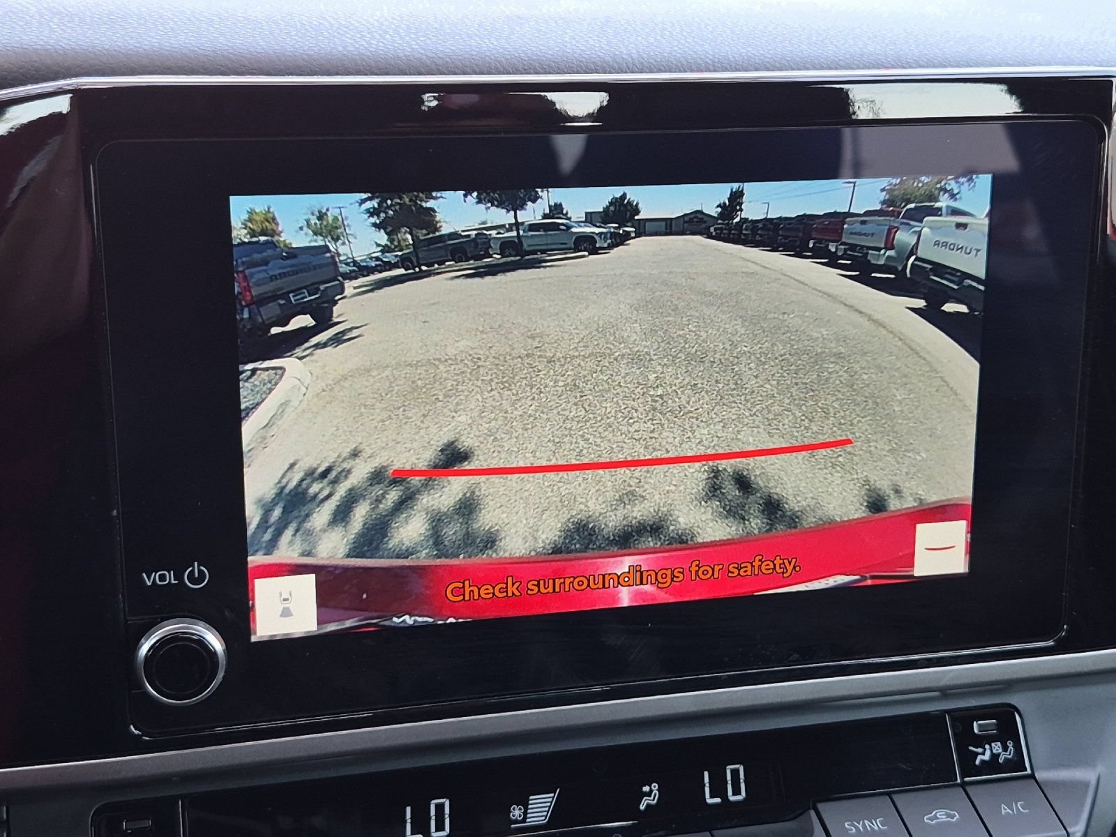 Used 2025 Toyota Camry SE FWD image 16