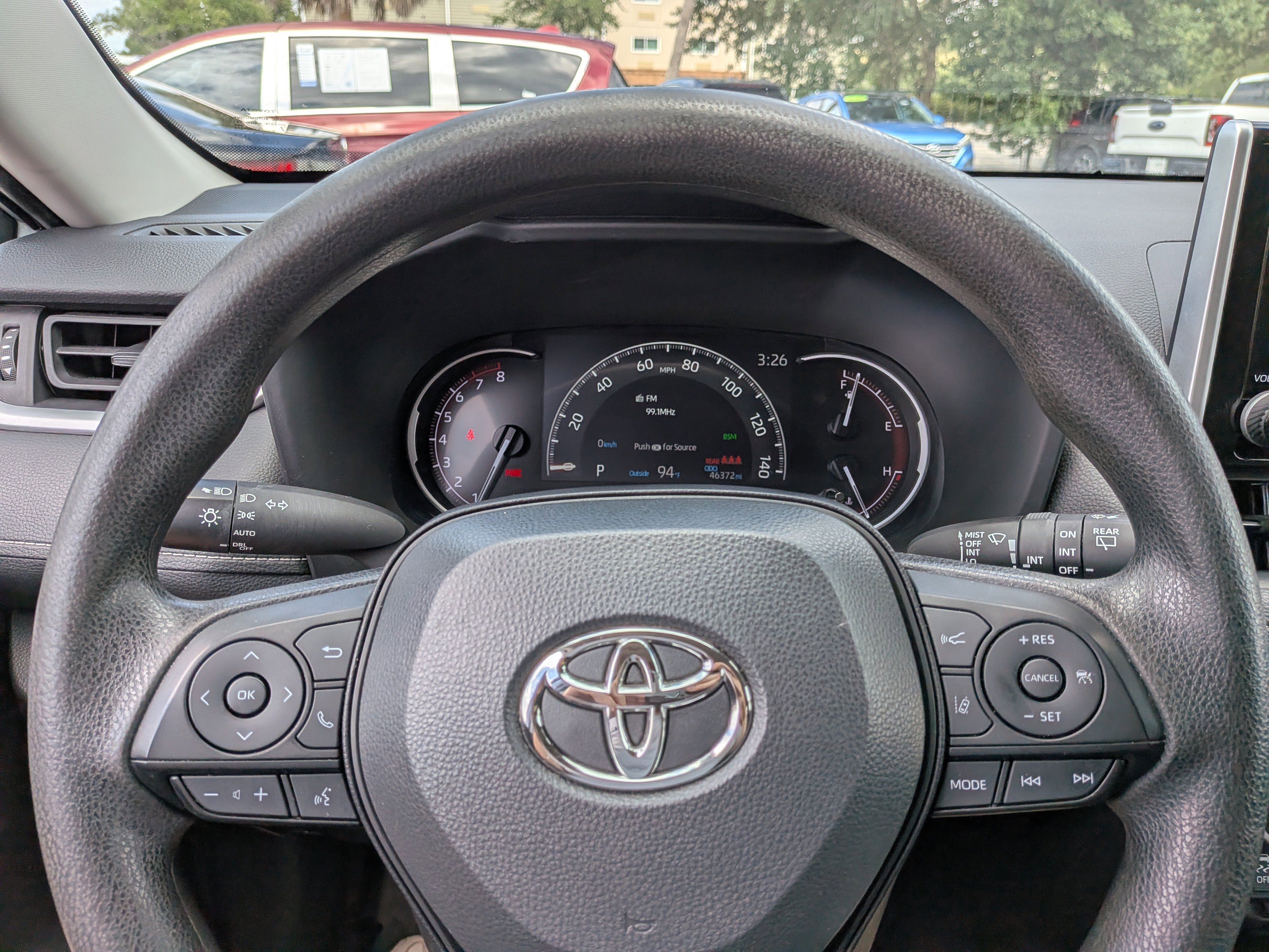 Used 2024 Toyota RAV4 XLE FWD image 26
