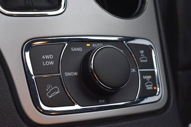 Used 2018 Jeep Grand Cherokee High Altitude image 32