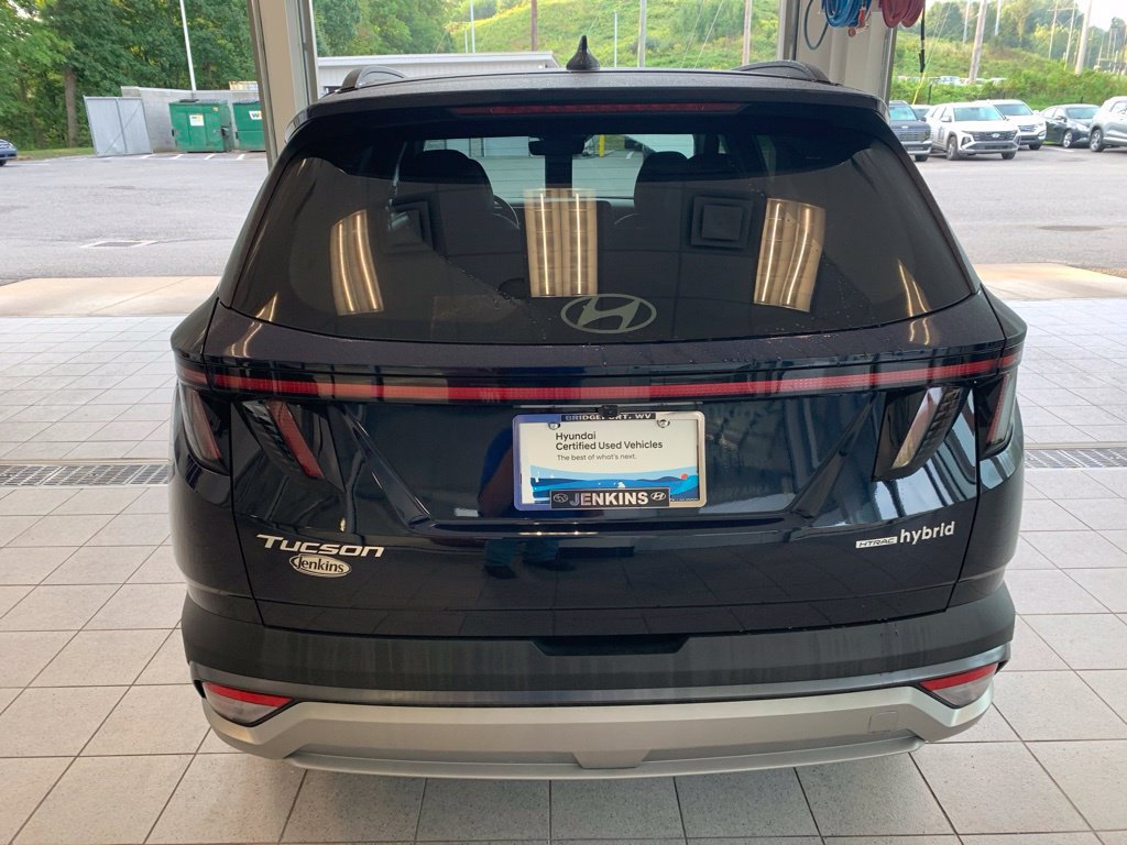 Certified 2025 Hyundai Tucson SEL AWD/4WD image 16