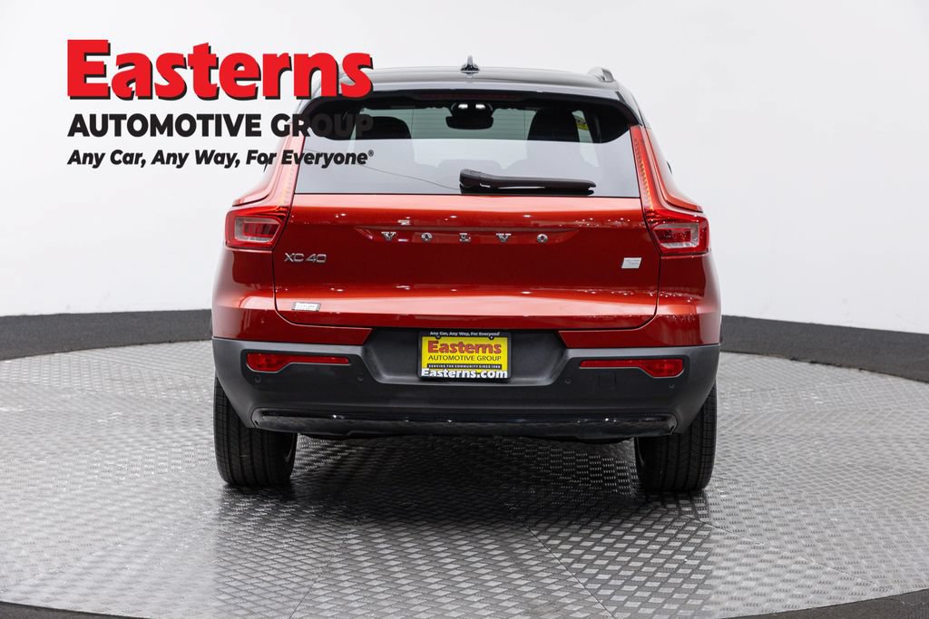 Used 2022 Volvo XC40 P8 Recharge Plus AWD/4WD image 6