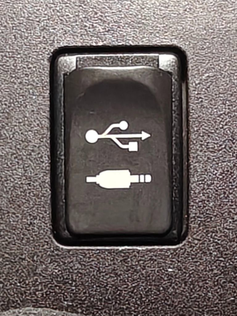 Used 2013 Toyota Prius Two image 13