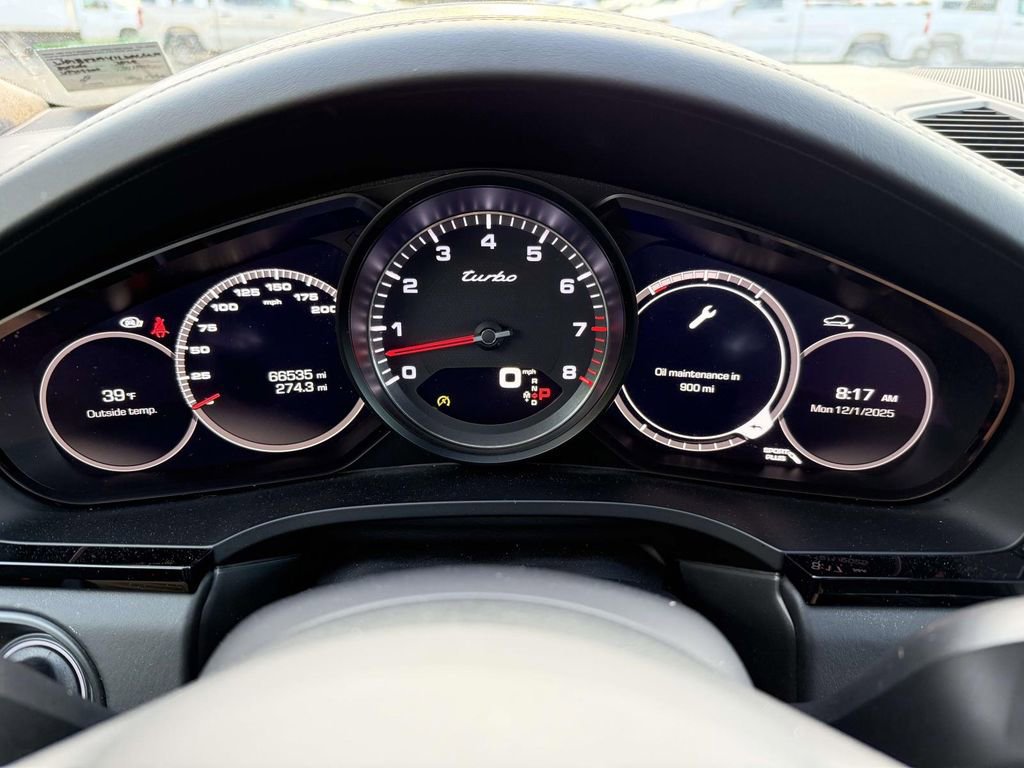 Used 2020 Porsche Cayenne Turbo image 29
