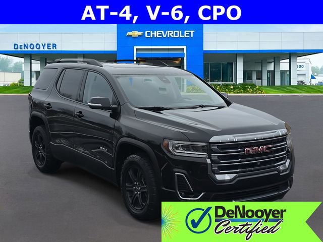 Used 2023 GMC Acadia AT4 image 3