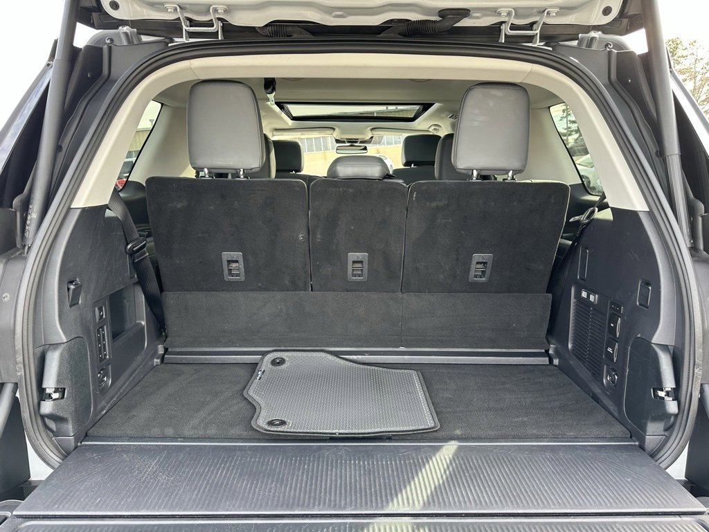 Used 2025 Ford Expedition Active image 46