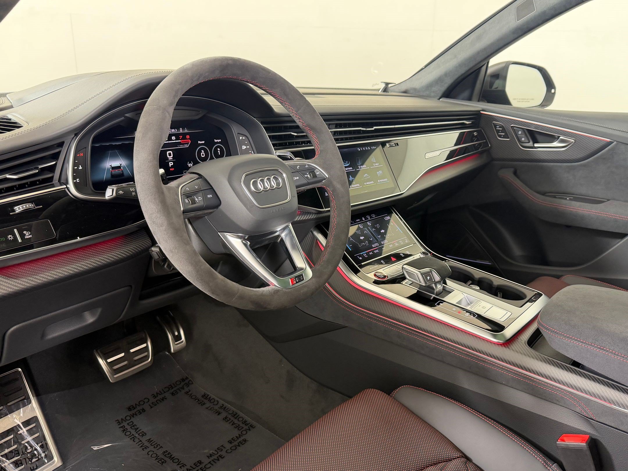 New 2027 Audi RS Q8 performance AWD/4WD image 4