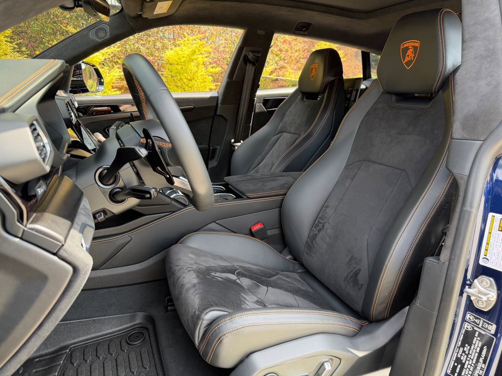 Used 2023 Lamborghini Urus S image 16