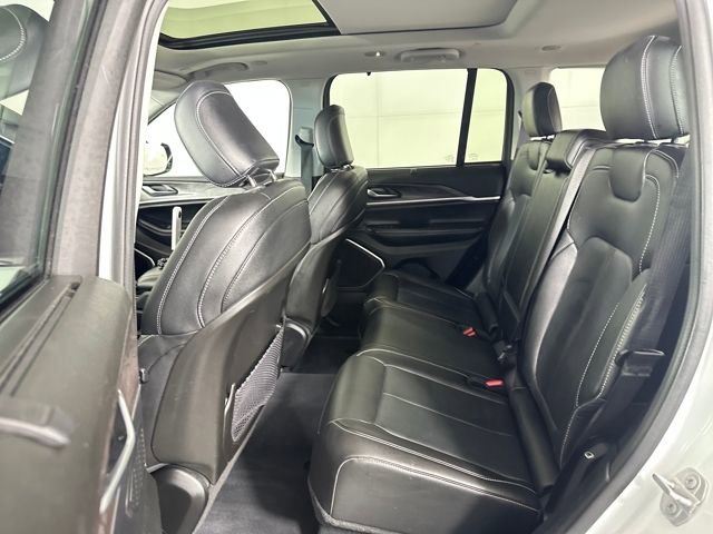 Used 2022 Jeep Grand Cherokee Limited 4xe w/ Luxury Tech Group II image 25