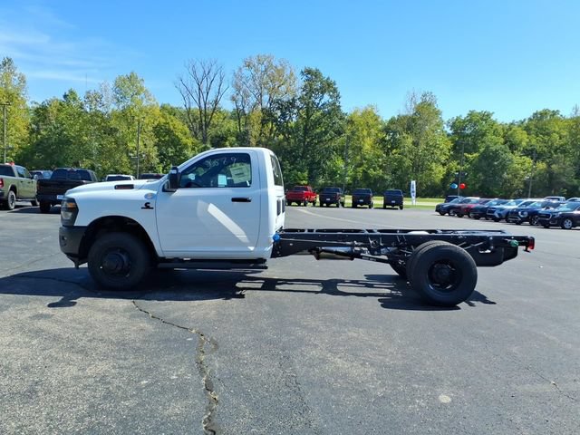 New 2027 RAM 3500 Tradesman AWD/4WD image 4