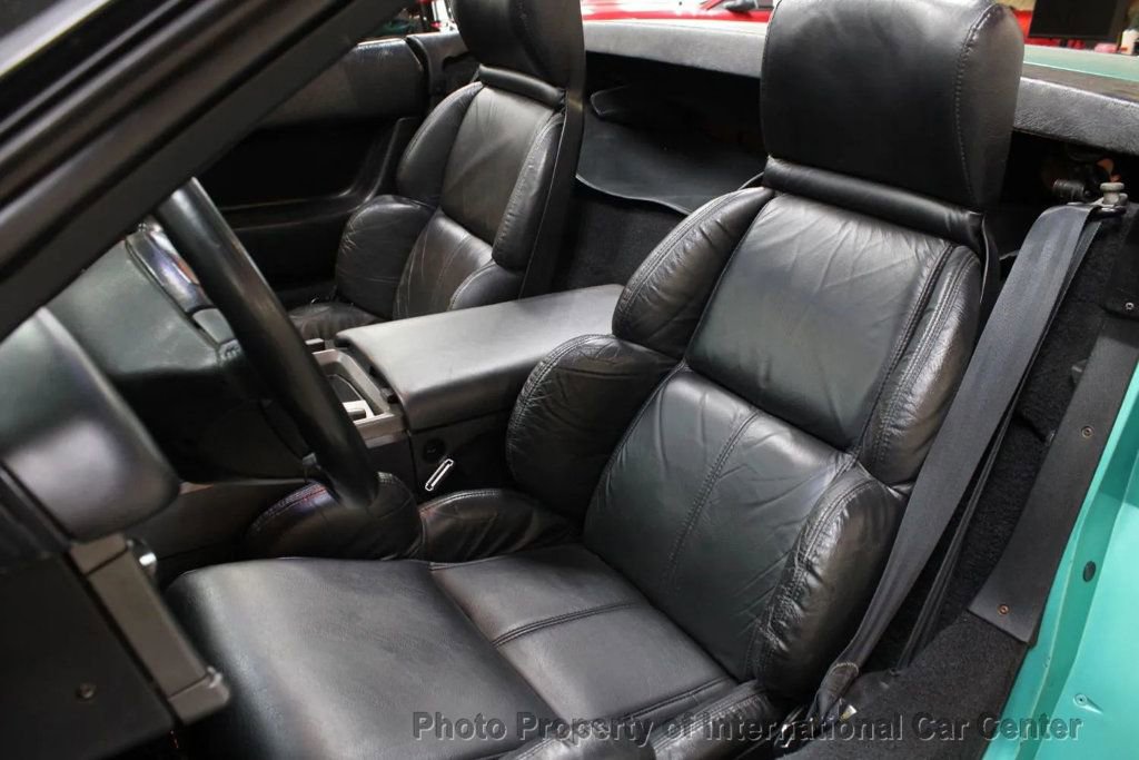 Used 1990 Chevrolet Corvette Convertible image 22