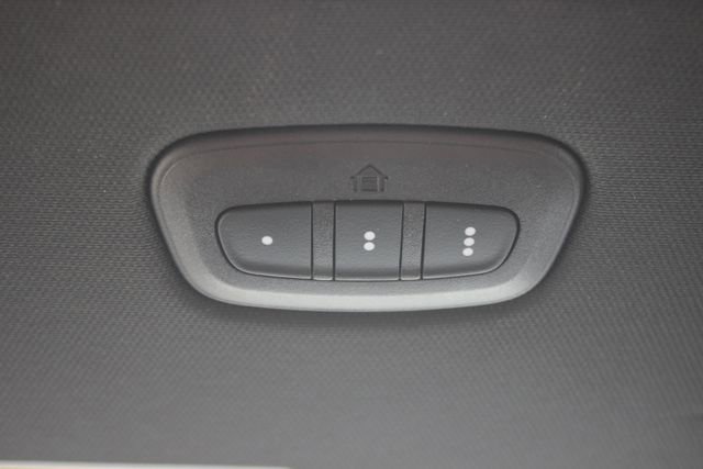 Used 2025 RAM 1500 Limited w/ Off Road Group image 15