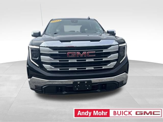 Used 2023 GMC Sierra 1500 SLE AWD/4WD image 3