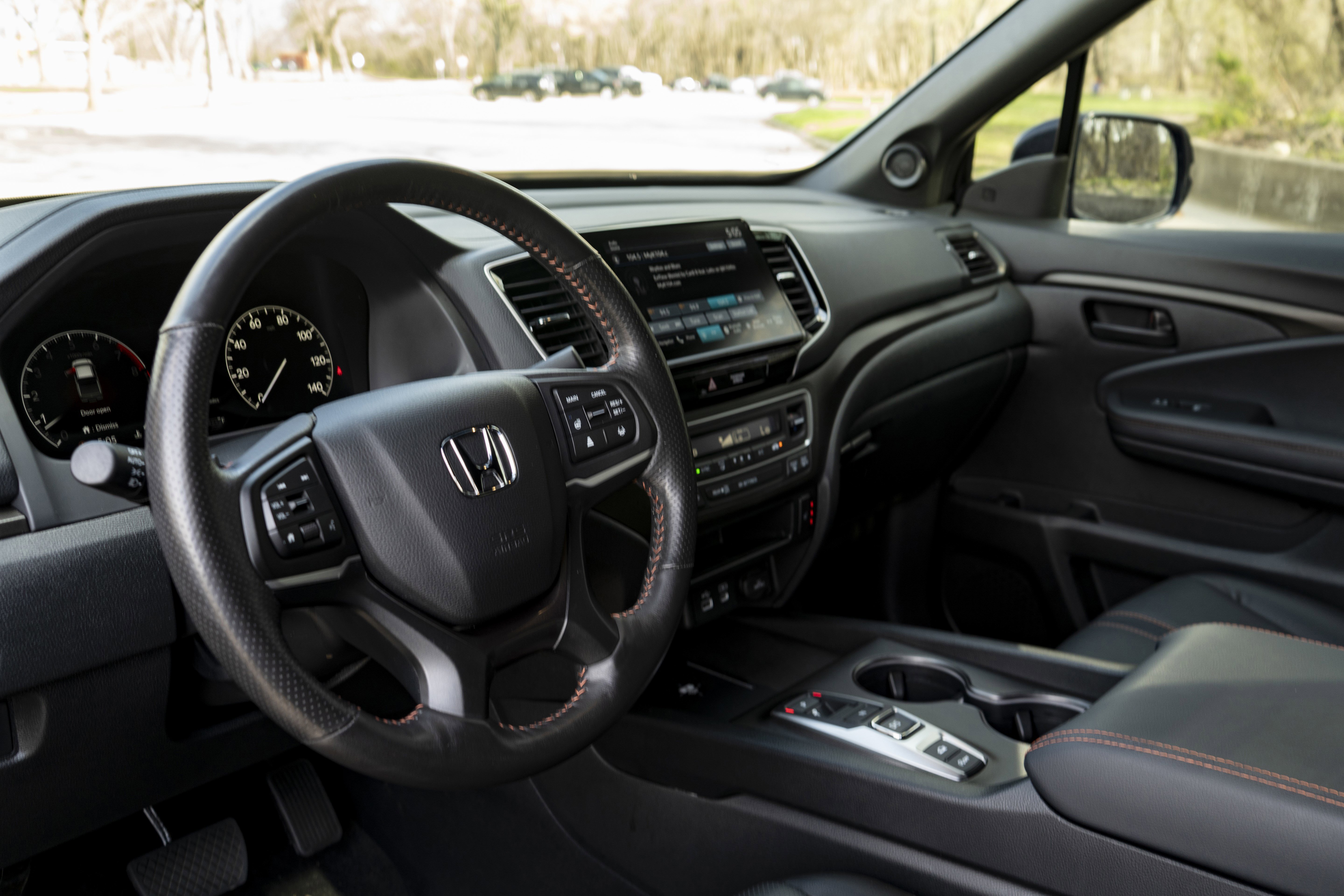 Used 2025 Honda Ridgeline TrailSport image 16