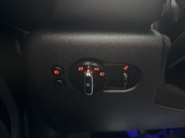 Used 2015 MINI Cooper S image 33