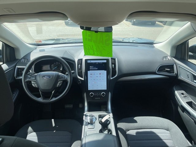New 2024 Ford Edge SE w/ Black Appearance Package image 29