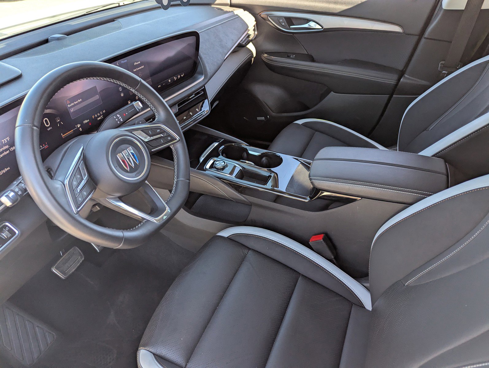 Certified 2025 Buick Envision Sport Touring image 23